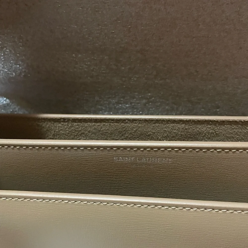 Sold - Picture 4 of 7